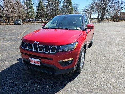 Used 2020 Jeep Compass Latitude image 1