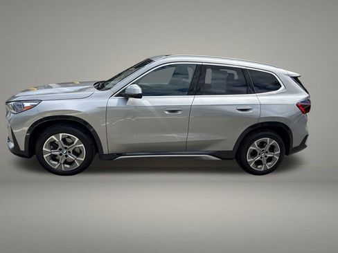 Used 2025 BMW X1 xDrive28i AWD/4WD image 2