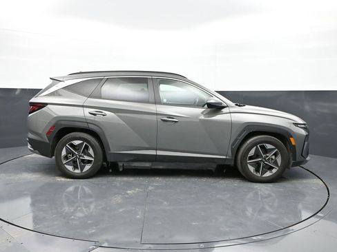 Used 2025 Hyundai Tucson SEL image 4