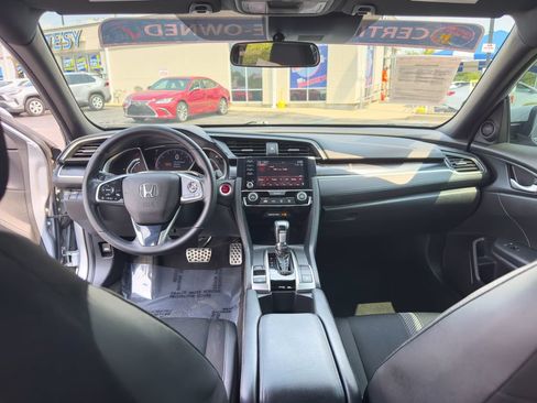 Used 2020 Honda Civic Sport image 18