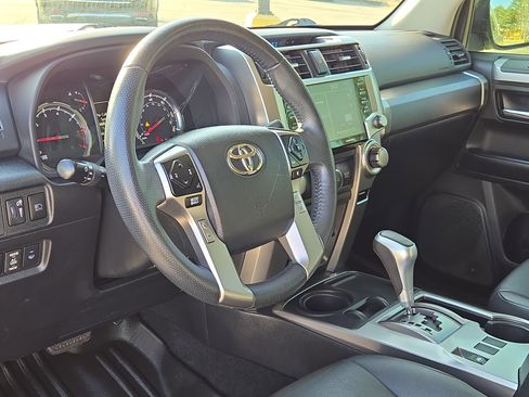 Used 2022 Toyota 4Runner TRD Sport image 16