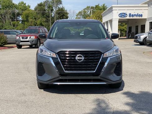 Used 2024 Nissan Kicks S FWD image 2