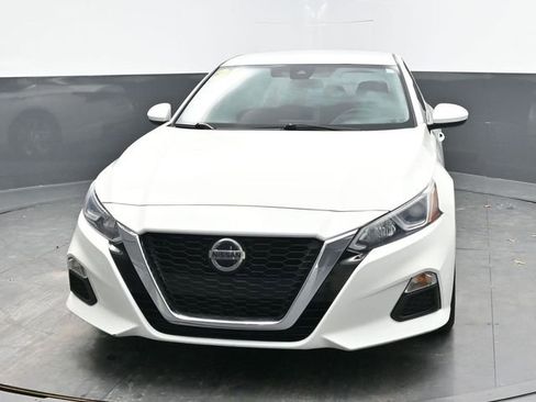 Used 2021 Nissan Altima 2.5 S image 2