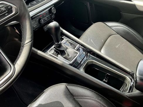 Used 2025 Jeep Compass Limited AWD/4WD image 17