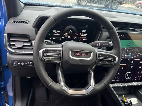 New 2026 GMC Terrain Elevation w/ Elevation Premium Package image 15