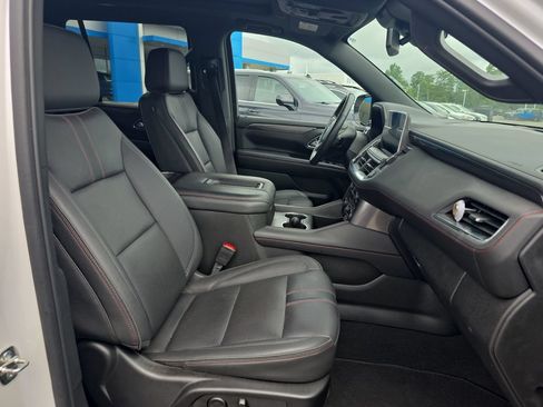 Used 2024 Chevrolet Tahoe RST w/ Luxury Package AWD/4WD image 26