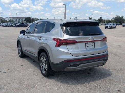Used 2021 Hyundai Santa Fe SE FWD image 7