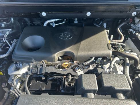 Used 2025 Toyota RAV4 XLE w/ Convenience Package image 34