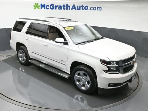 Used 2016 Chevrolet Tahoe LT w/ LT Signature Package image 3