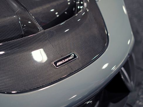 Used 2021 McLaren 765LT RWD image 11