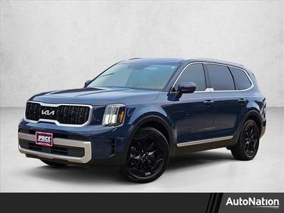 Used 2023 Kia Telluride EX w/ EX Captain's Chair Package