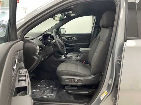 Certified 2023 Chevrolet Traverse LT w/ Midnight/Sport Edition AWD/4WD image 8
