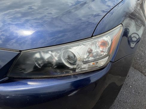 Used 2011 Scion tC FWD image 2