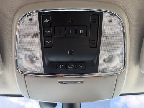 Used 2020 Dodge Durango Citadel w/ Technology Group AWD/4WD image 34