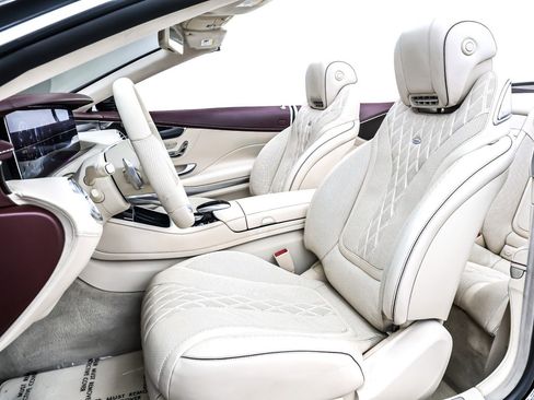 Used 2019 Mercedes-Benz S 560 Cabriolet image 18