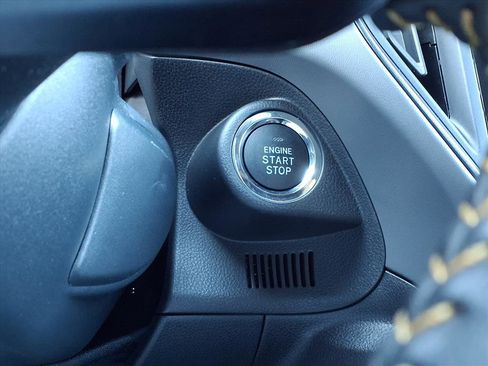 Certified 2025 Subaru Crosstrek 2.5i Sport image 13