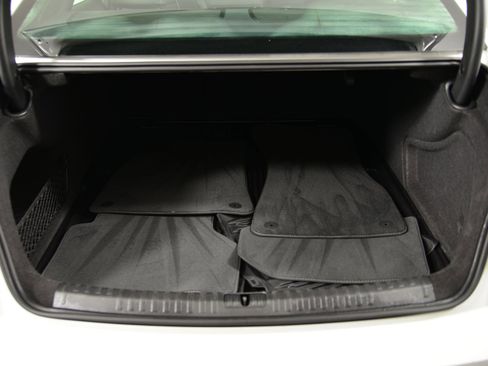 Used 2023 Audi A6 2.0T Premium w/ Convenience Package image 23