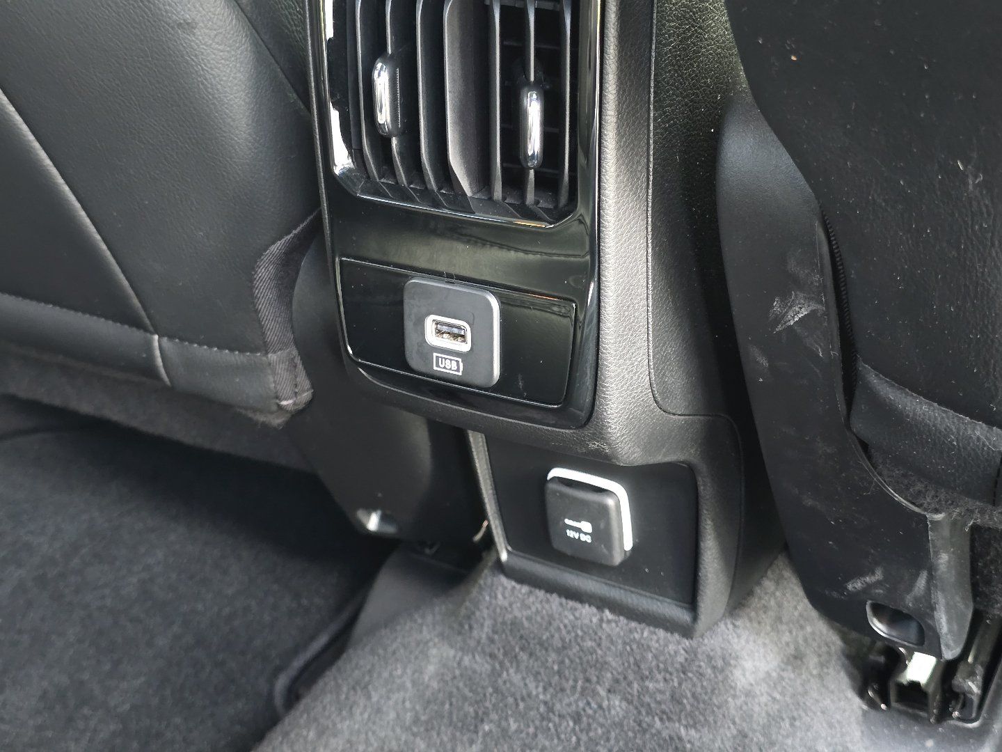 Used 2023 Jeep Compass Latitude AWD/4WD image 25