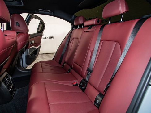 Used 2024 BMW 330i Sedan w/ M Sport Package image 16