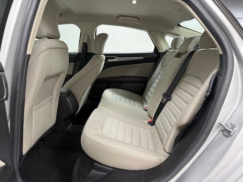 Used 2018 Ford Fusion S FWD image 22