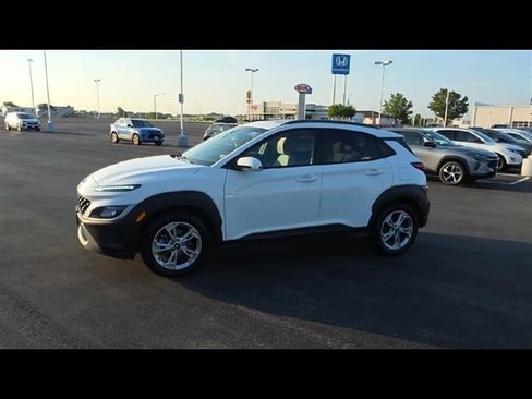 Used 2023 Hyundai Kona SEL w/ Convenience Package image 5