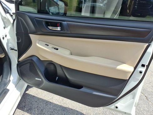 Used 2017 Subaru Legacy 3.6R Limited AWD/4WD image 11