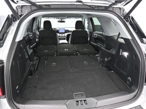 Certified 2023 Ford Explorer XLT image 26