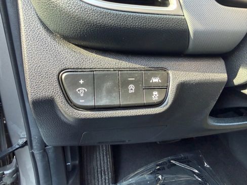 Used 2023 Kia Seltos LX AWD/4WD image 24