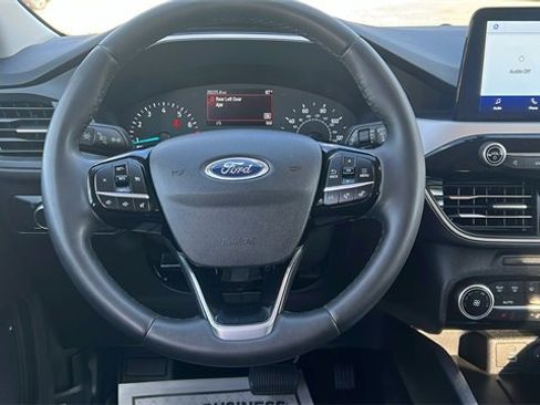 Certified 2022 Ford Escape SE w/ Cold Weather Package image 14