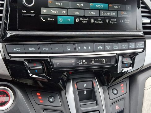 Certified 2026 Honda Odyssey EX-L image 13