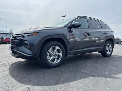 Used 2023 Hyundai Tucson SEL image 3