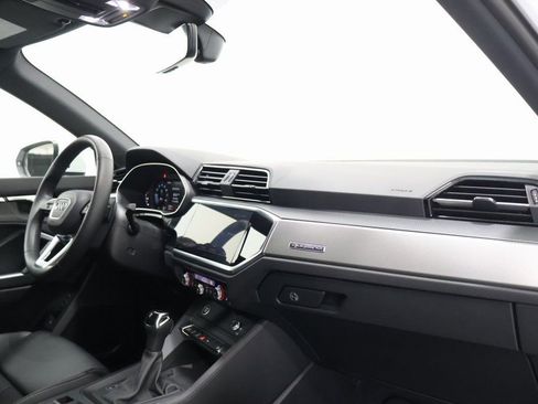 New 2025 Audi Q3 2.0T Premium w/ Convenience Package image 23