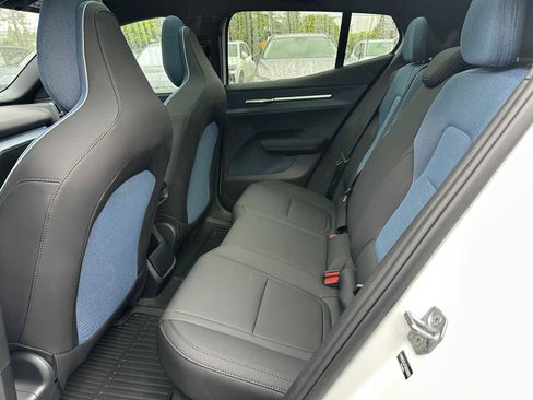 New 2026 Volvo EX30 Ultra w/ Protection Package Premier AWD/4WD image 15