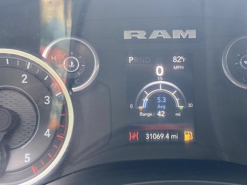 Used 2024 RAM 5500 Tradesman w/ Chrome Appearance Group AWD/4WD image 60