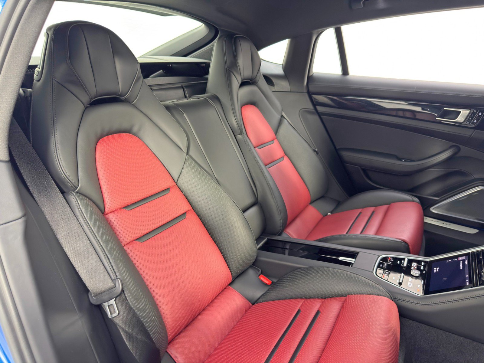 Used 2019 Porsche Panamera 4 Executive w/ Premium Package Plus AWD/4WD image 42