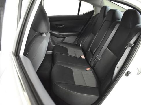 Certified 2022 Nissan Sentra SV w/ Trunk Package FWD image 26