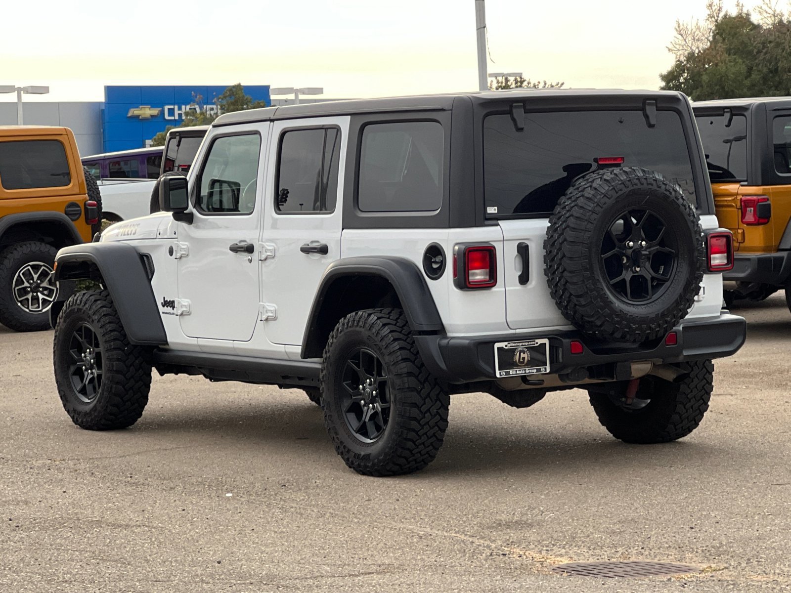Used 2025 Jeep Wrangler Unlimited Sport AWD/4WD image 6