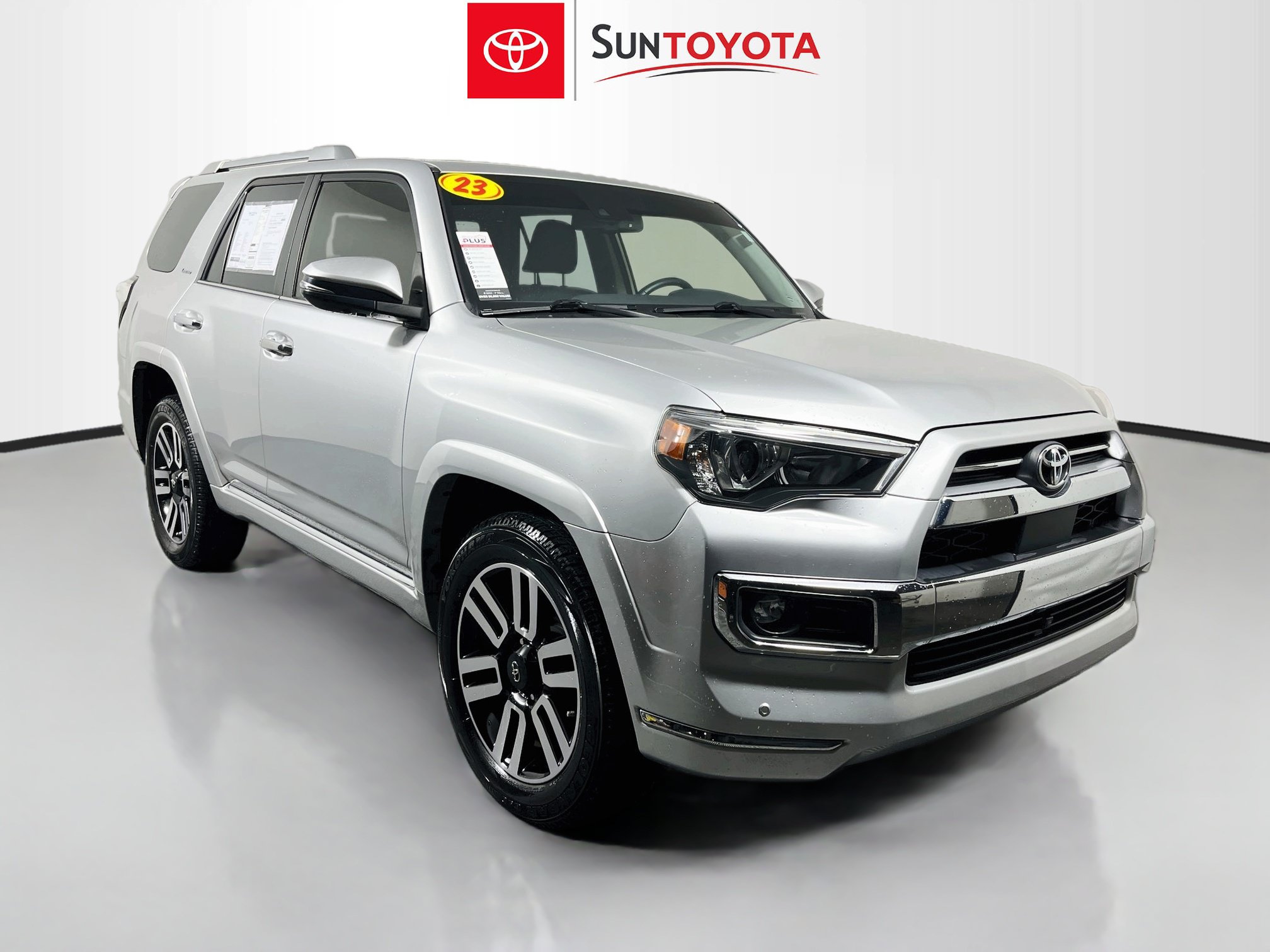 Used 2023 Toyota 4Runner Limited RWD image 1