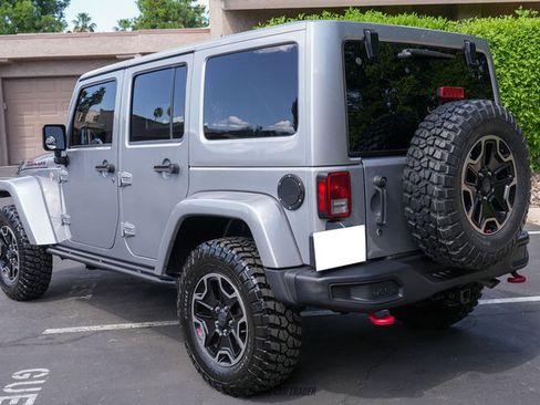 Used 2016 Jeep Wrangler Unlimited Rubicon image 6