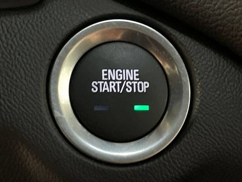 Used 2024 Chevrolet Equinox LT AWD/4WD image 28