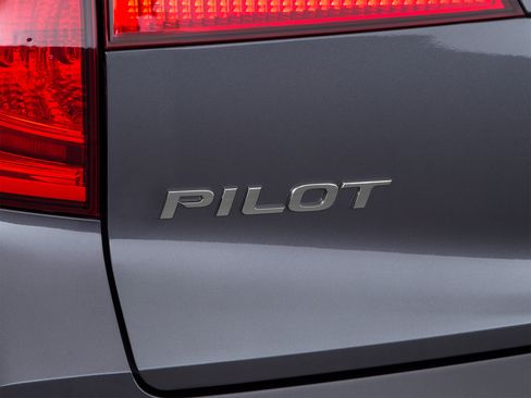 Used 2018 Honda Pilot EX-L image 59