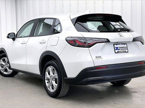 Certified 2023 Honda HR-V LX image 11