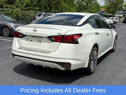 Used 2023 Nissan Altima 2.5 SV FWD image 6