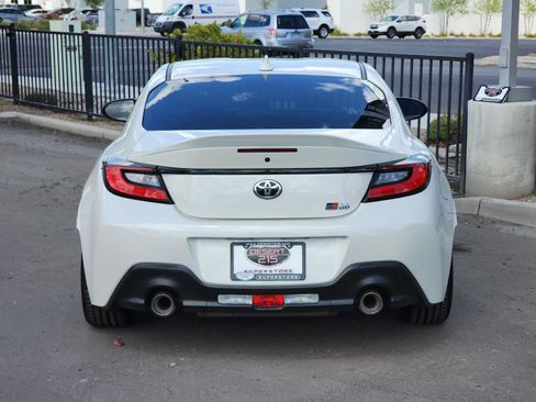 Used 2025 Toyota GR86 Premium w/ Performance Package RWD image 7