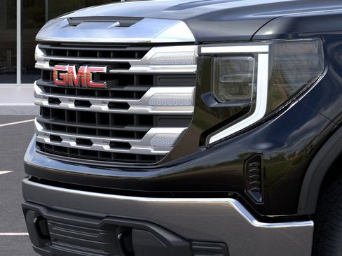 New 2026 GMC Sierra 1500 SLE w/ Preferred Package image 13