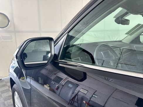 Used 2023 Volkswagen Atlas SE FWD image 10