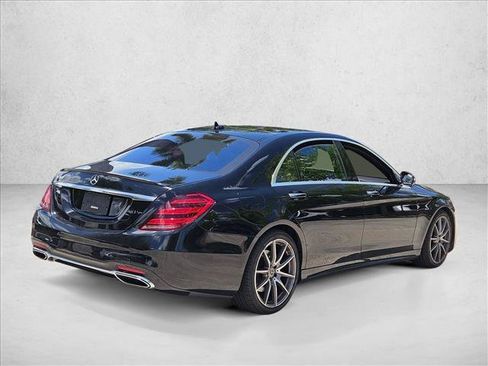 Used 2020 Mercedes-Benz S 560 Sedan image 3