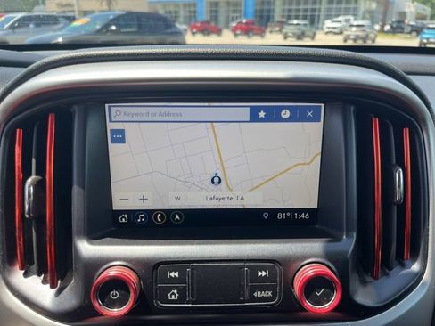 Used 2022 Chevrolet Colorado LT w/ LT Convenience Package AWD/4WD image 21