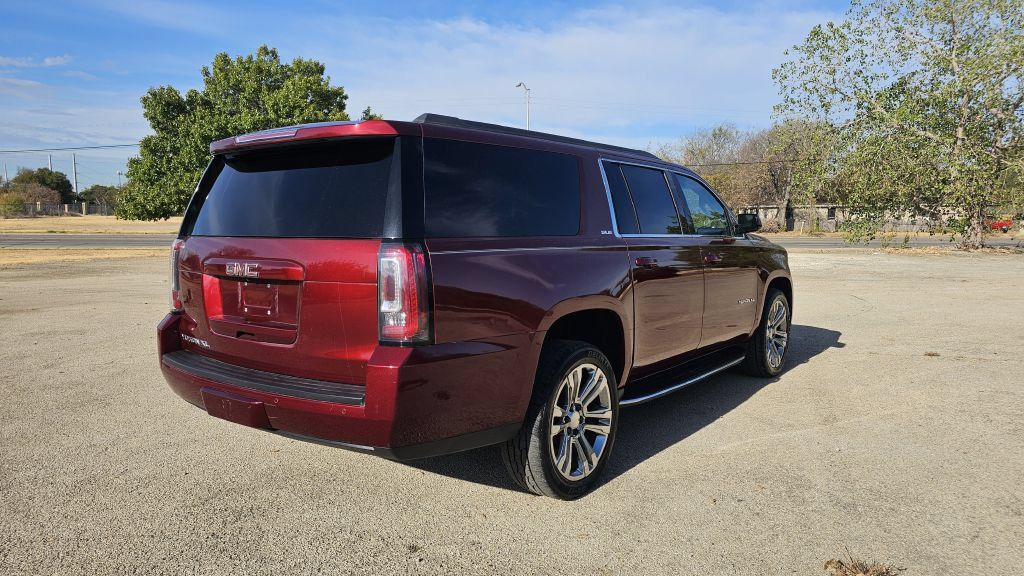 Used 2018 GMC Yukon XL SLE RWD image 3