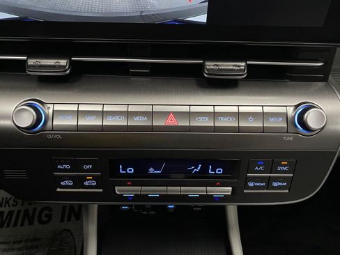 Certified 2024 Hyundai Kona SEL AWD/4WD image 23